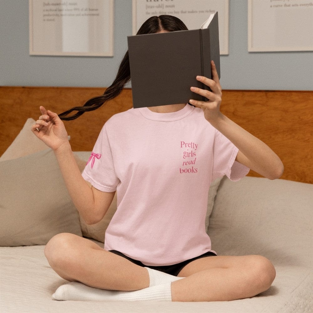 Bookish Queen T-Shirt Pretty Girls Read Books T-Shirt - Exclusive Josie Art Collab