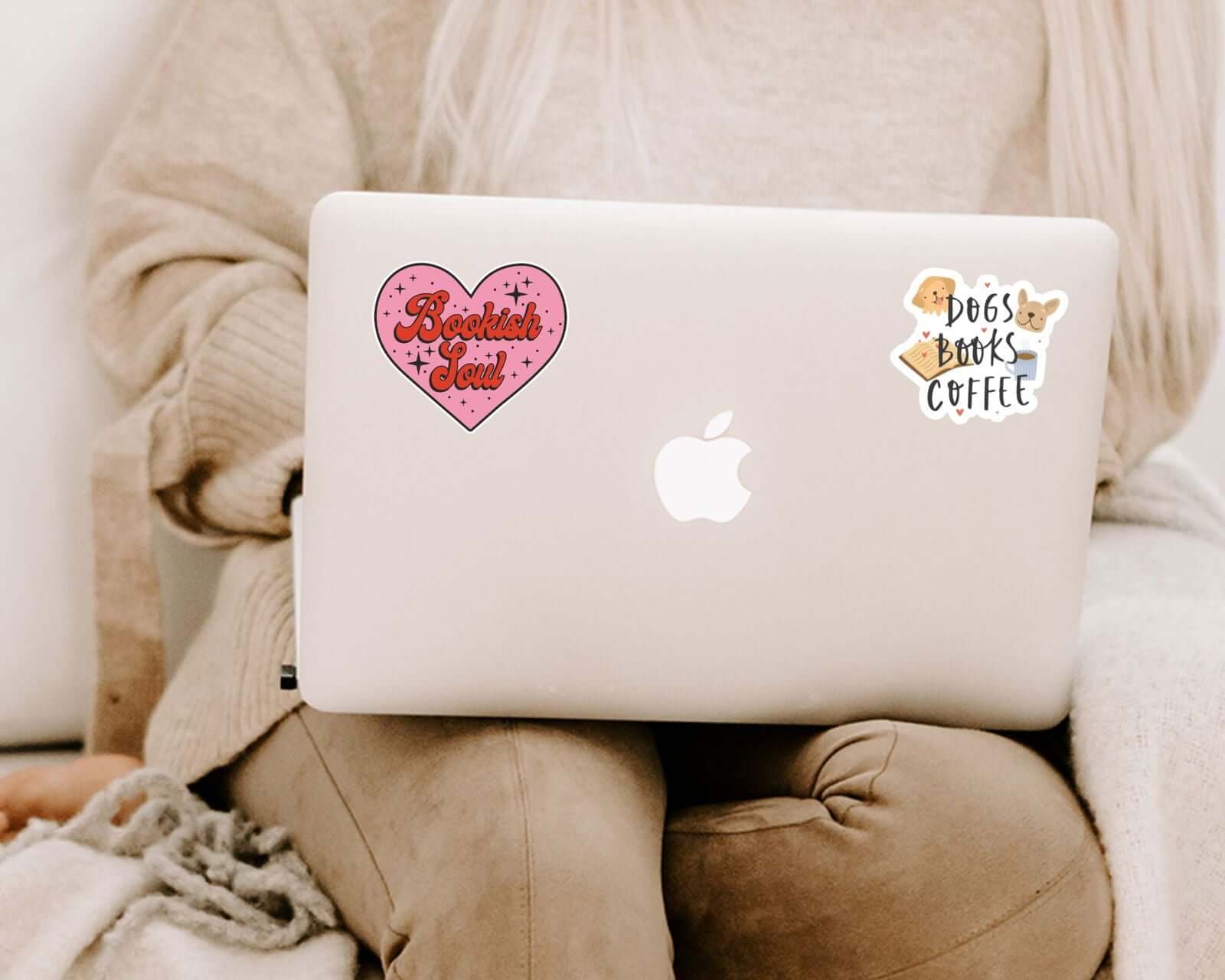 bookish-soul-sticker