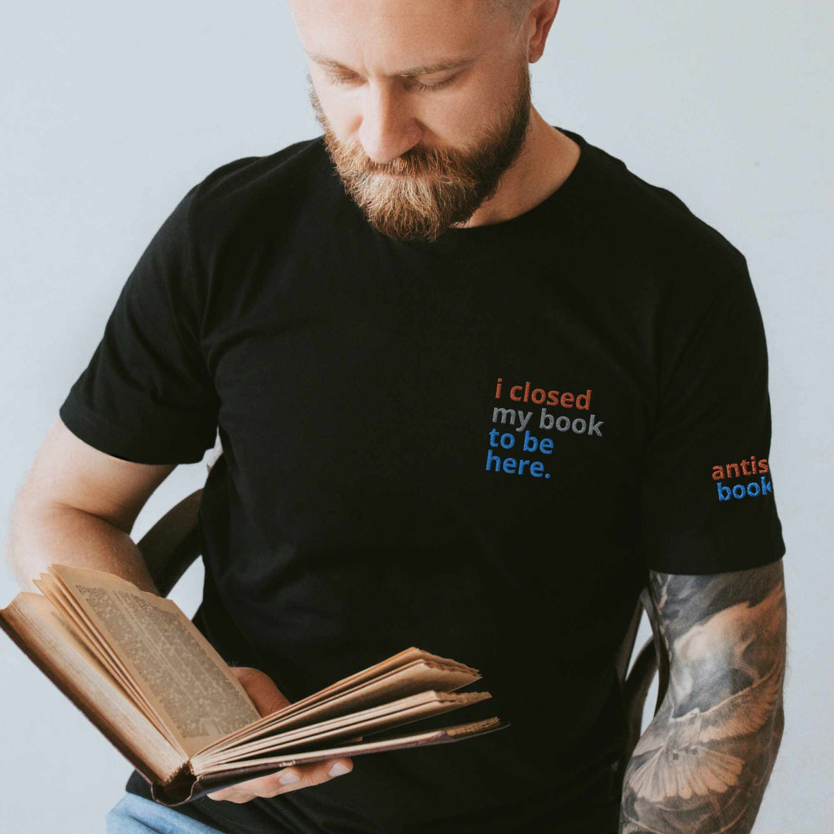 Bookish Queen T-Shirt Anti Social Book Club T-Shirt - Book Lover Gift for Him