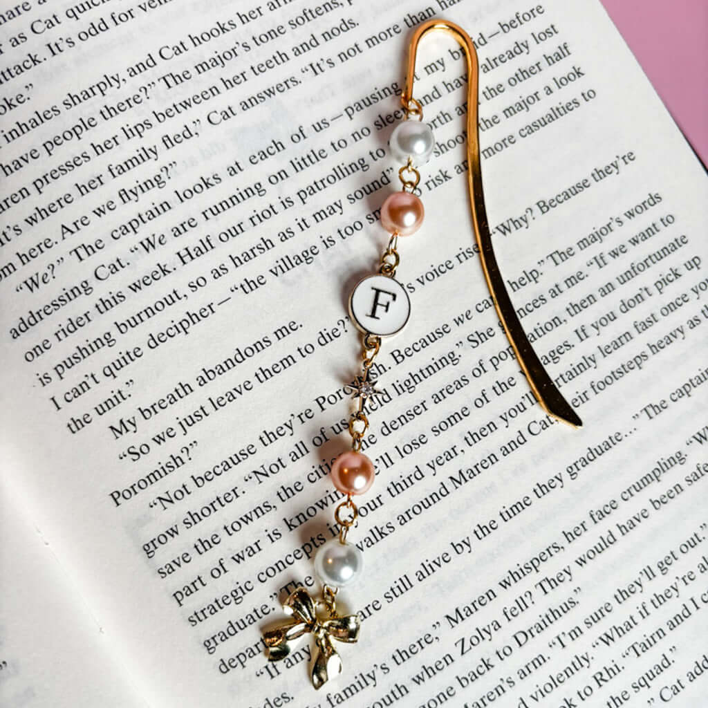 Bookish Queen Bookmarks Bow Beaded Bookmark - Custom Initials