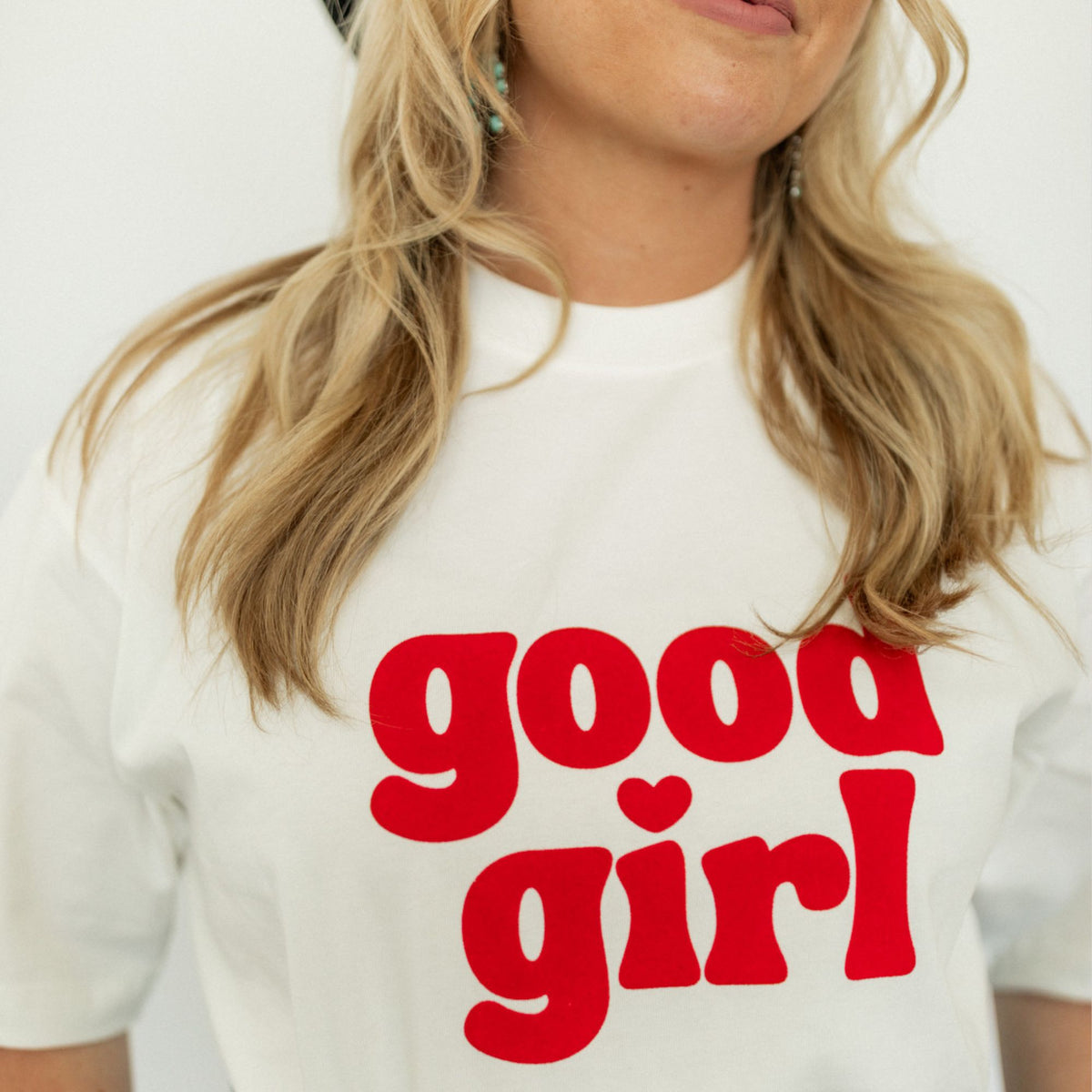 Bookish Queen T-Shirt Good Girl Romance Reader T-Shirt – Velvet Flocked