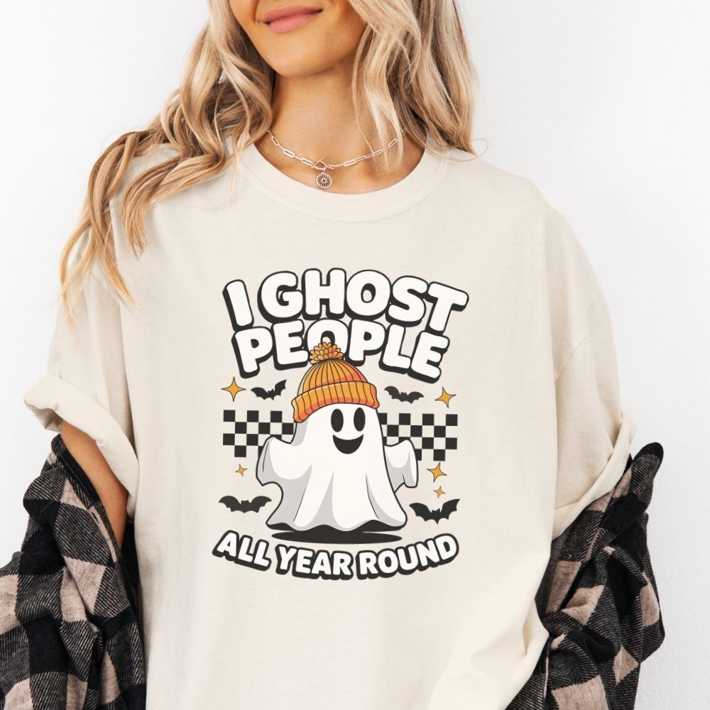 Funny spooky season tee perfect for casual fall outfits.