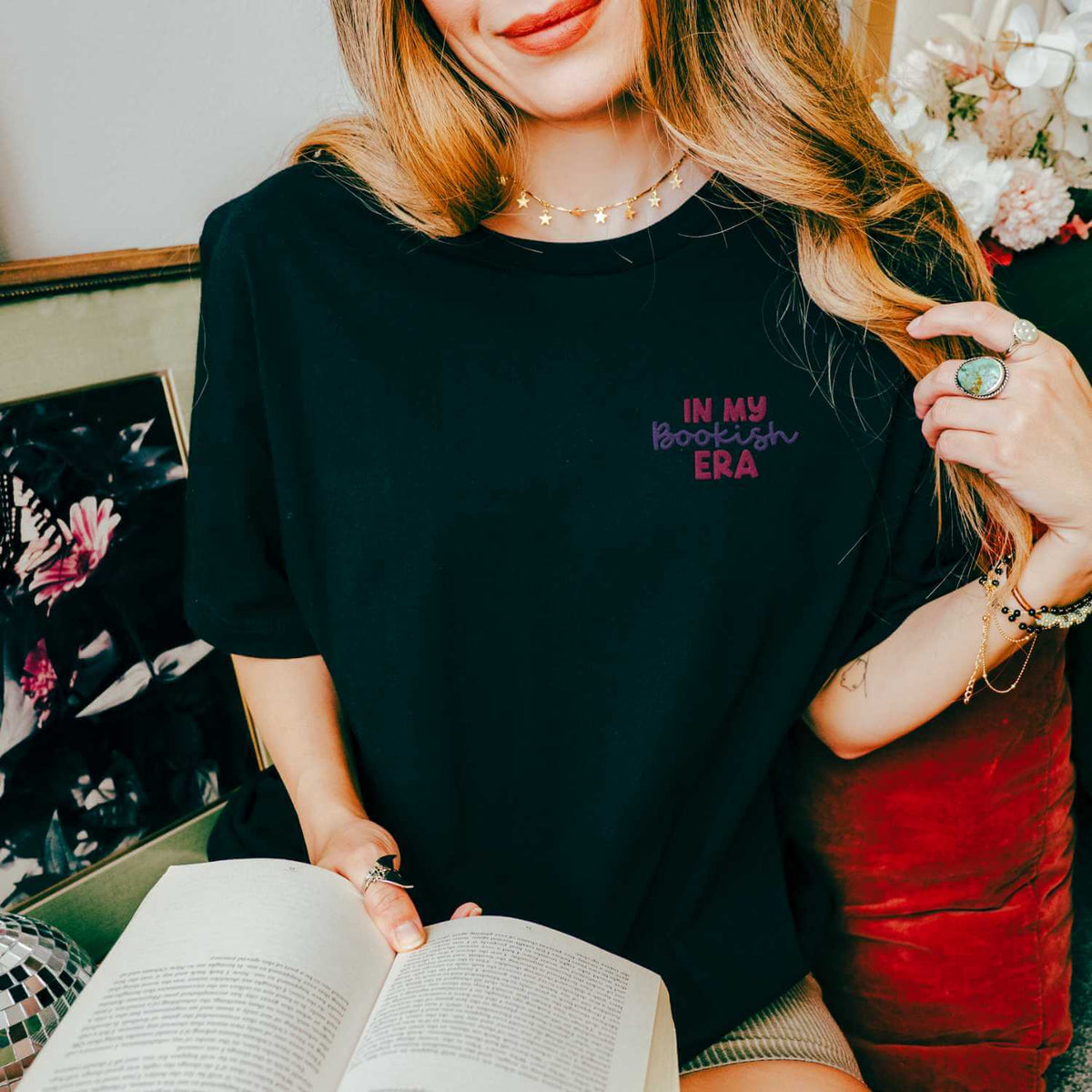 Bookish Queen T-Shirt T-Shirt for Book Lover - In My Bookish Era